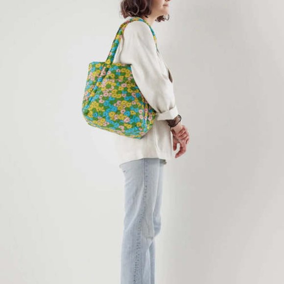 NWOT BAGGU Puffy Mini Tote Flowerbed - Picture 8 of 9